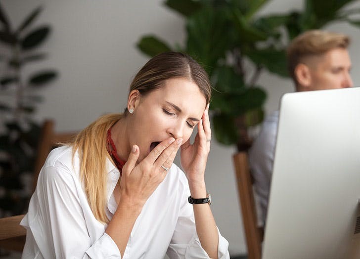 signs and symptoms of protein deficiency